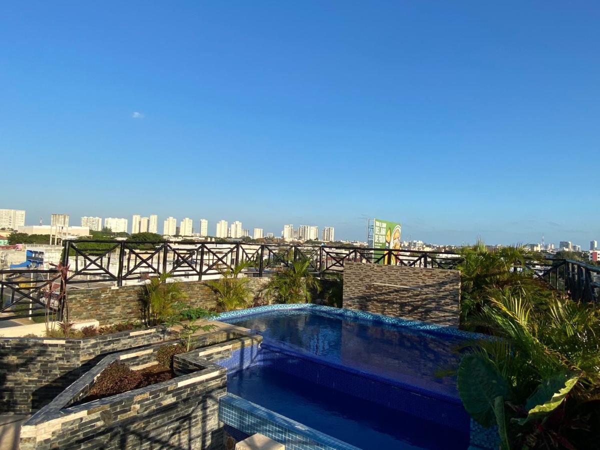 Hotel Suites La Roca Cancún Exteriér fotografie
